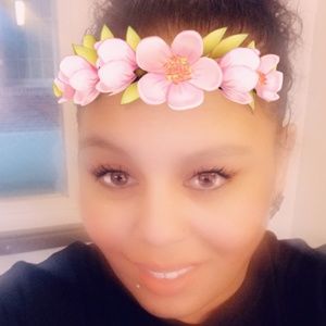 Meet your Posher, Deliane